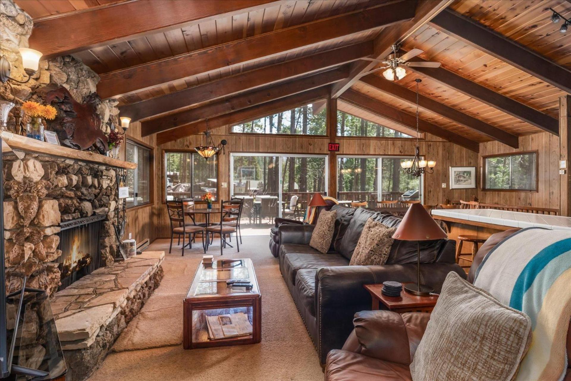 Papa Bear Cabin North Wawona Exteriör bild